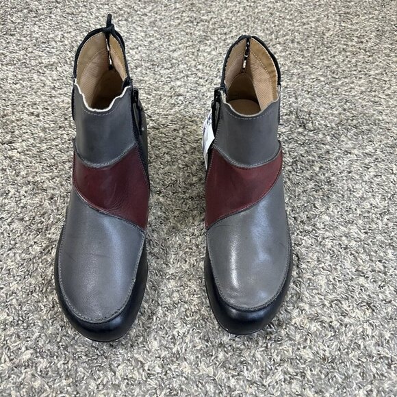 Aetrex Samantha Leather Ankle Boots Patchwork Gray Black Red Zip 8.5 NEW READ - Picture 7 of 9